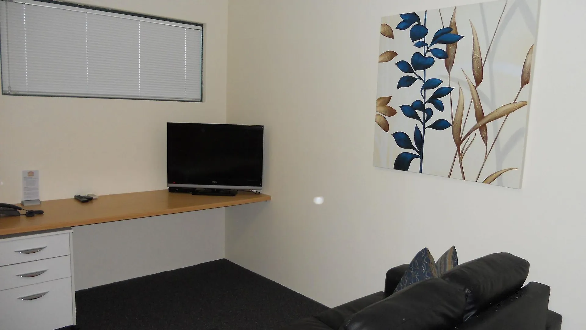 Perth Ascot Central Apartment Hotel Official