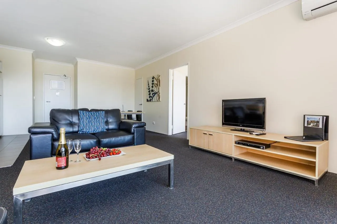 Perth Ascot Central Apartment Hotel Official 4*,