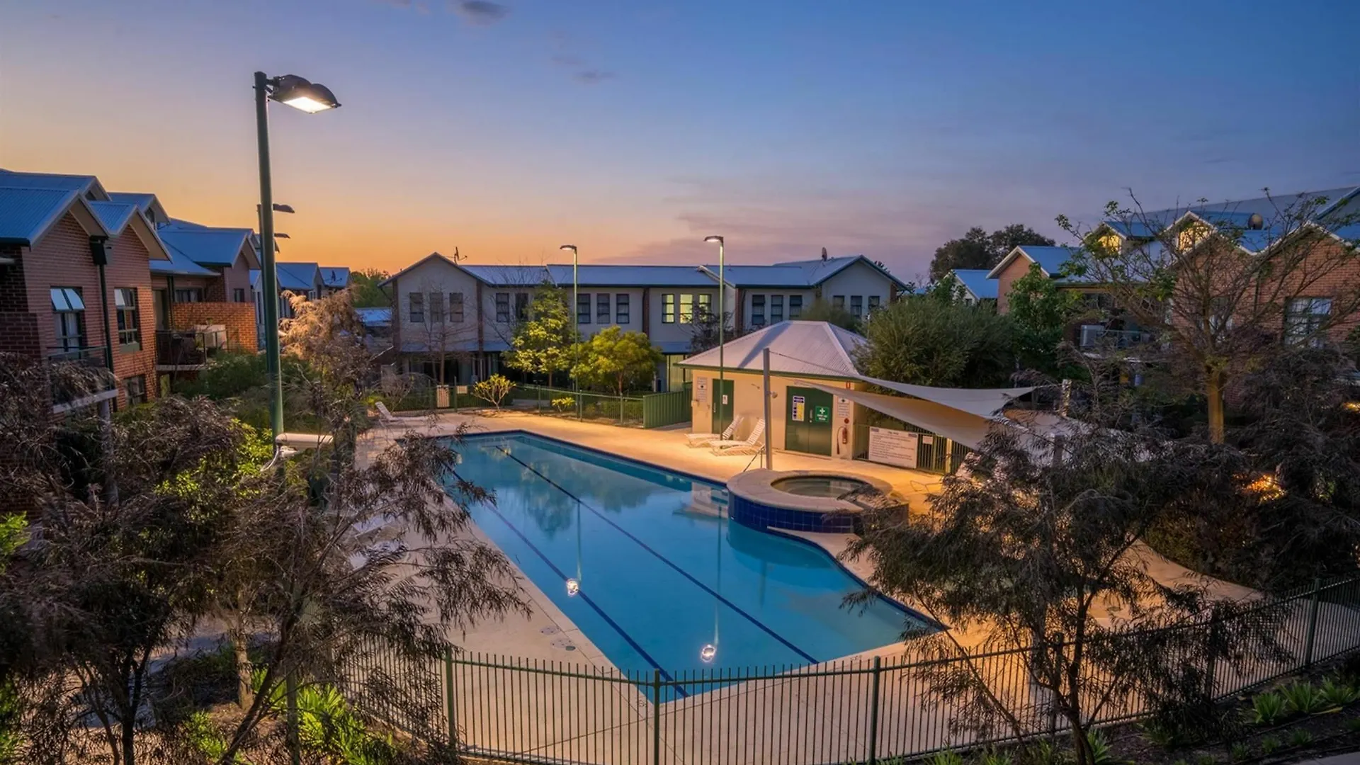 Perth Ascot Central Apartment Hotel Official Apart Otel